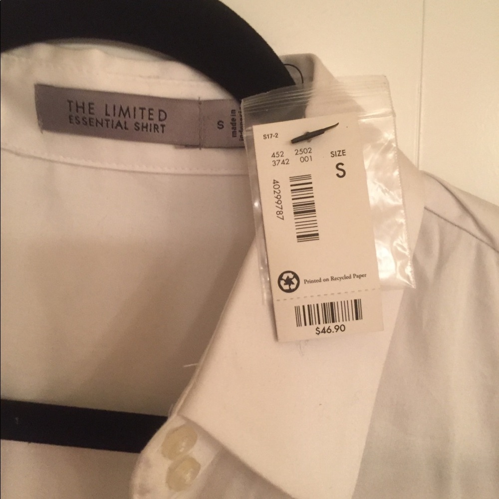 The Limited Essential white shirt. NWT Small S - Picture 2 of 2